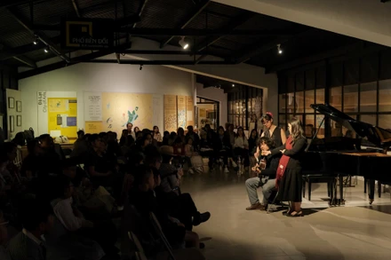 Không gian sáng tạo Phố Bên Đồi là điểm hẹn âm nhạc không thể bỏ lỡ của công chúng Đà Lạt. (Ảnh Phố Bên Đồi)