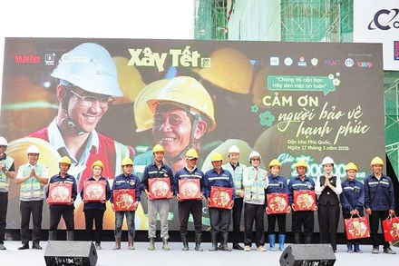 Đến hẹn, “Xây Tết” lại đến với người lao động, góp phần giúp họ gắn bó với nghề, đóng góp tích cực vào công cuộc xây dựng và phát triển đất nước.