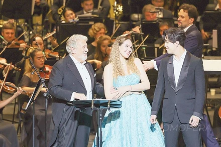 Ba giọng ca huyền thoại Plácido Domingo, Kristine Opolais và Dimash Qudaibergen trong đêm nhạc A Night with the Stars.