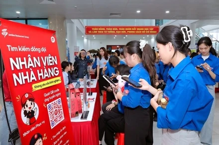 Thanh niên, người lao động cần chủ động trau dồi kỹ năng, để đáp ứng nhu cầu tuyển dụng. (Ảnh Thu Hà)