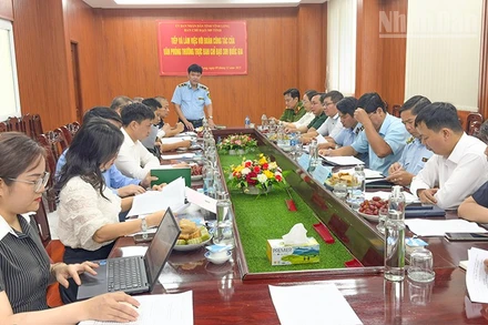 Quang cảnh buổi làm việc. 