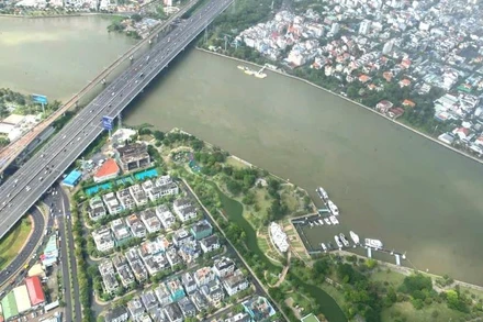 Giá trị bất động sản chỉ thực sự được tác động tích cực khi hưởng đòn bẩy tăng trưởng kinh tế địa phương và cải thiện môi trường đầu tư. (Ảnh: THU HÀ)