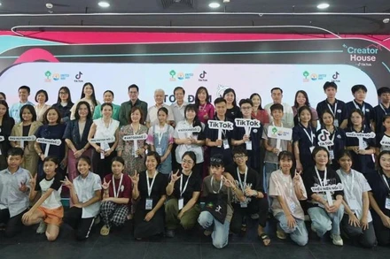 Các bạn trẻ trong một tọa đàm về an toàn số, an toàn trên không gian mạng tổ chức hồi tháng 5/2025. (Ảnh: PV)