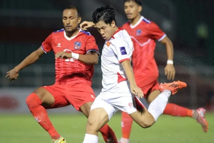 Đội tuyển Việt Nam gặp bế tắc trong khâu dứt điểm trước đối thủ Nepal. 