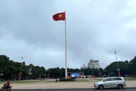 Quảng trường 10/3 phường Buôn Ma Thuột, nơi diễn ra chương trình “Cùng Việt Nam tiến bước” tại tỉnh Đắk Lắk.