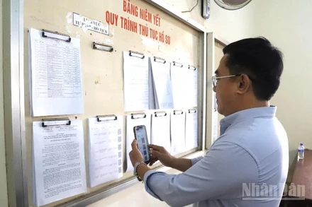 Ủy ban nhân dân xã Ea Nuôl, tỉnh Đắk Lắk quy trình thủ tục hồ sơ tại Trung tâm Phục vụ hành chính công của xã.