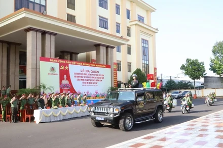 Lực lượng Công an tỉnh Đắk Lắk ra quân thực hiện đợt cao điểm trấn áp tội phạm.