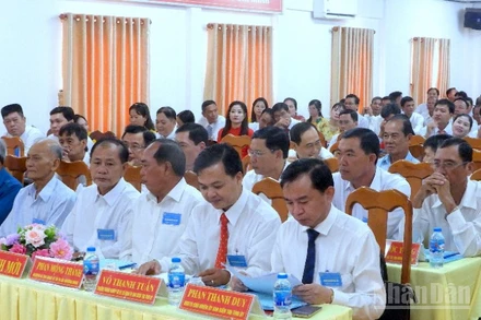 Quang cảnh Đại hội đại biểu lần thứ nhất Đảng bộ xã Tạ An Khương.