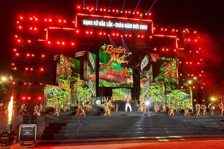 Chương trình nghệ thuật kích cầu du lịch và Chào năm mới 2026 với chủ đề “Rạng rỡ Đắk Lắk - Chào năm mới 2026”.