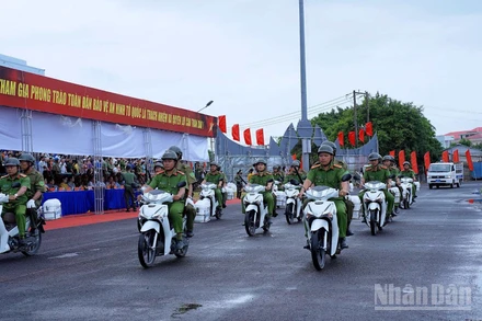 Lực lượng Công an cơ sở Cà Mau tại Ngày hội toàn dân bảo vệ an ninh Tổ quốc.