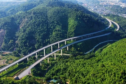 Cao tốc Nội Bài - Lào Cai hiện nay.