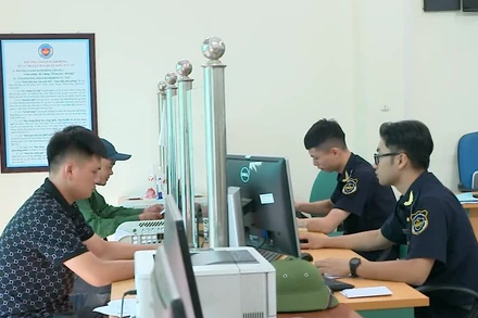 [Video] Chuyển đổi số, đẩy nhanh lưu thông hàng hóa tại cửa khẩu