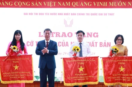 Công tác thi đua, khen thưởng đổi mới theo hướng thiết thực, gắn chặt với nhiệm vụ chính trị