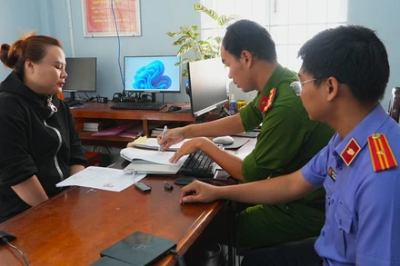 Bị can Ngô Ngụy Ý tại cơ quan điều tra.