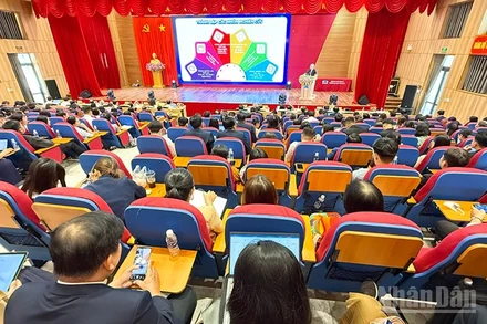 Quang cảnh hội nghị. 