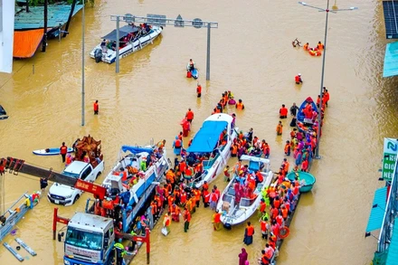 Ứng phó ngập lụt đô thị không chỉ là nhiệm vụ kỹ thuật, mà còn là thước đo năng lực quản trị và tầm nhìn phát triển quốc gia. (Ảnh: Xuân Ngọc) 