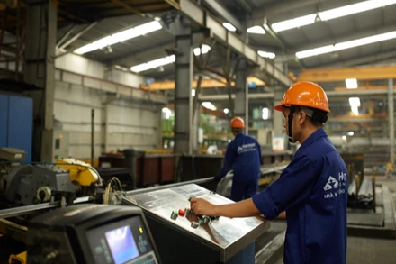 Việc tuân thủ đầy đủ các quy tắc về xuất xứ hàng hóa không chỉ là yêu cầu bắt buộc mà còn là cơ hội để doanh nghiệp Việt tham gia sâu hơn vào chuỗi giá trị toàn cầu. (Ảnh: Nguyên Nghi)