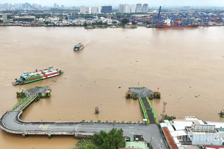 Dự án xây dựng cầu thay phà Cát Lái đóng vai trò quan trọng trong kết nối giao thông giữa Đồng Nai và Thành phố Hồ Chí Minh.