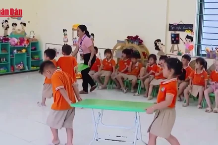 [Video] Bước tiến mới trong phổ cập giáo dục mầm non