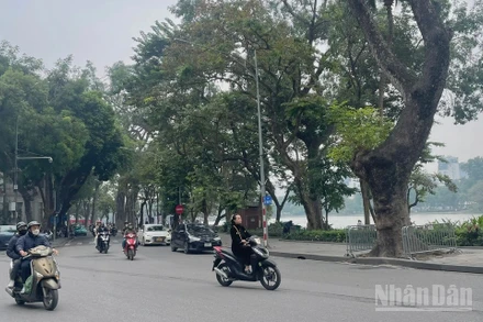 Dự báo khu vực Hà Nội không mưa, sáng và đêm trời rét. (Ảnh: Đ.T)