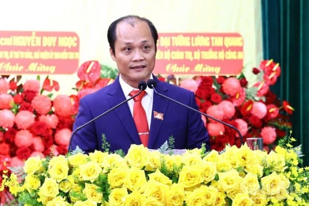 Đồng chí Nguyễn Tuấn Anh, Giám đốc Sở Nông nghiệp và Môi trường tỉnh Đồng Nai phát biểu tham luận tại Đại hội Đảng bộ tỉnh Đồng Nai lần thứ I, về chủ đề "Phát triển nông nghiệp sinh thái, tuần hoàn, công nghệ cao, thích ứng biến đổi khí hậu, hướng tới Net Zero".