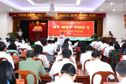 Quang cảnh kỳ họp.