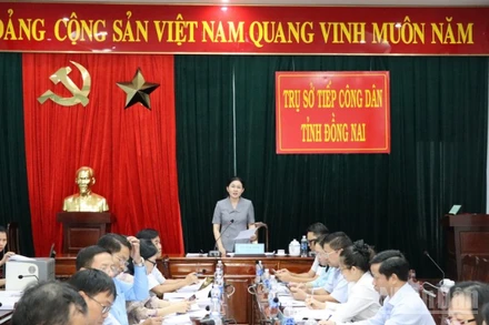 Quang cảnh buổi tiếp công dân.
