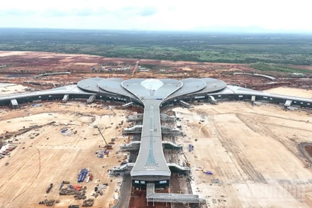 Để khai thác lợi thế sân bay Long Thành, tỉnh Đồng Nai xác định rõ định hướng quy hoạch phát triển đô thị Long Thành theo mô hình đô thị sân bay trên quy mô hơn 43 nghìn ha với 5 phân khu.