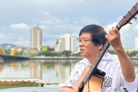 Nhạc sĩ Nguyễn Duy Khoái qua đời tại thành phố Đà Nẵng, hưởng thọ 72 tuổi.