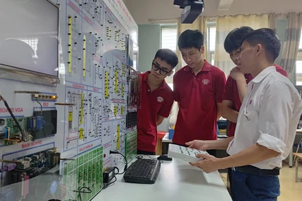 Nhiều cơ sở đào tạo đã chủ động đổi mới để bắt nhịp đòi hỏi của thị trường lao động. (Ảnh VĂN HỌC)