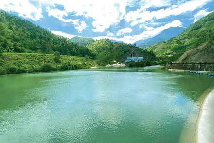 Bể điều tiết của Nhà máy thủy điện Nậm Pạc tại xã Sin Suối Hồ, tỉnh Lai Châu.