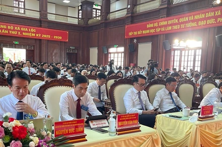 Các đại biểu dự Đại hội Đảng bộ xã Gia Lộc lần thứ nhất (nhiệm kỳ 2025-2030).