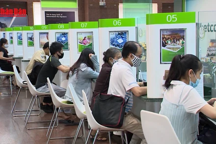 [Video] Lãi suất tiết kiệm đã trên 8%