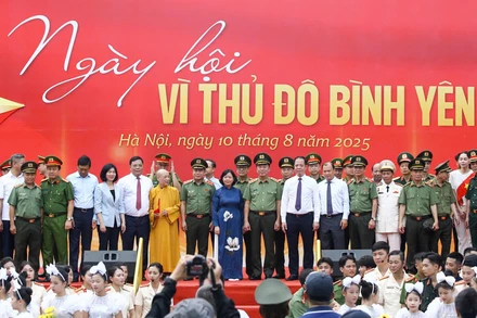 Các đại biểu tại ngày hội.