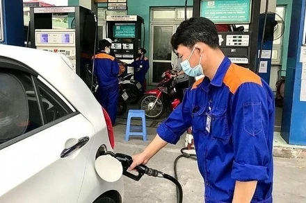 Bảo đảm nguồn cung xăng dầu trong mọi tình huống. 