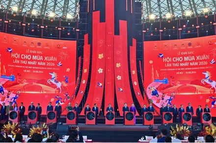 Sáng 2/2, Hội chợ Mùa Xuân 2026 chính thức khai mạc.
