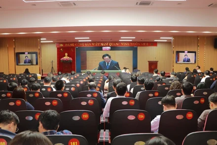 Bộ Công thương nghiêm túc quán triệt Nghị quyết 79 và 80 tại Hội nghị trực tuyến toàn quốc.