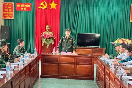 Đoàn công tác Quân khu 5 kiểm tra, chỉ đạo công tác ứng phó cơn bão số 13 tại địa bàn Đồn Biên phòng An Hải.