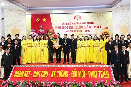 Ban chấp hành mới ra mắt tại đại hội.