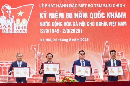 Phát hành đặc biệt bộ tem bưu chính kỷ niệm 80 năm Quốc khánh