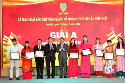Báo Nhân Dân đoạt giải C Giải báo chí toàn quốc về ngành tư pháp lần thứ nhất