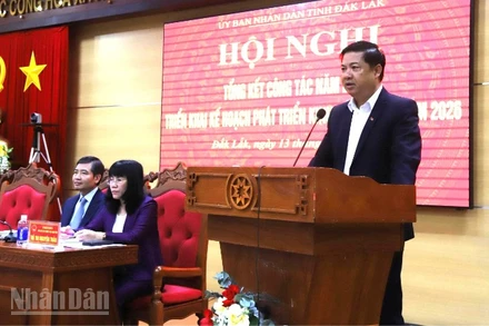 Bí thư Tỉnh ủy Đắk Lắk Lương Nguyễn Minh Triết phát biểu chỉ đạo tại hội nghị.