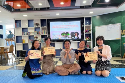 Một buổi tập huấn, bồi dưỡng kỹ năng cho nhân viên y tế học đường do Dự án An toàn cho trẻ CHIR phối hợp với nhóm Sân khấu diễn đàn Chơi Với Nhức Nhối và Happy School của Eurasia Learning Institute đồng tổ chức tại Hà Nội vào tháng 3/2025. 