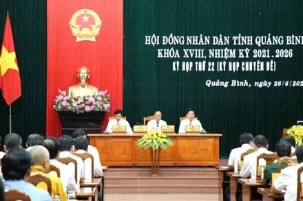 Quang cảnh kỳ họp thứ 22 cũng là kỳ họp cuối cùng của Hội đồng nhân dân tỉnh Quảng Bình.