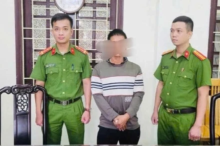 Đối tượng Nguyễn Văn Hành, ở xã Đông Trạch bị khởi tố về hành vi tắt thiết bị giám sát hành trình tàu cá để khai thác thủy sản trái phép. (Ảnh: TT)