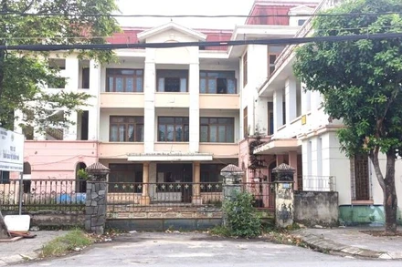 Trụ sở Ủy ban nhân dân phường Bắc Lý, thành phố Đồng Hới, tỉnh Quảng Bình trước đây hiện đang bỏ hoang. (Ảnh minh họa)