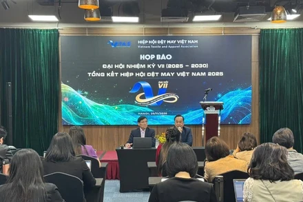 Toàn cảnh họp báo Đại hội nhiệm kỳ VII (2025-2030) và tổng kết Hiệp hội Dệt may Việt Nam 2025.