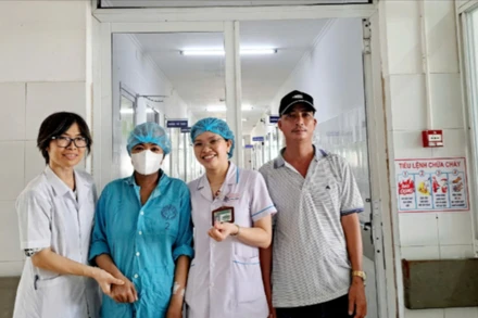 Bệnh nhân Hà Thị A.T. hồi phục tốt sau ghép tế bào gốc tự thân. (Ảnh: Bệnh viện cung cấp)