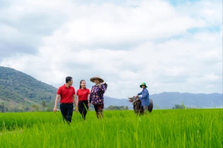 Agribank đồng hành cùng tam nông trên mọi miền đất nước.