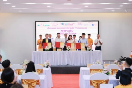 Ban tổ chức họp báo sự kiện tại Vĩnh Phúc.